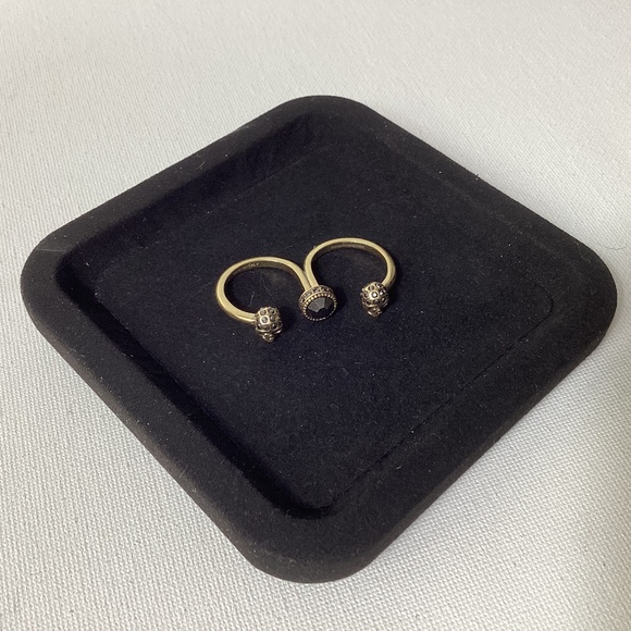 Alexander McQueen Gold Skull Ring Adjustable - Picture 1 of 2